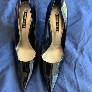 Nine West patent leather pump